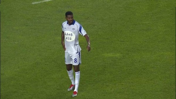 Dalian Kuncheng thắng 3-1, với