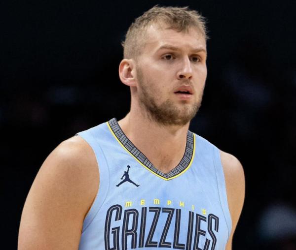Grizzlies hoàn thành một dấu h
